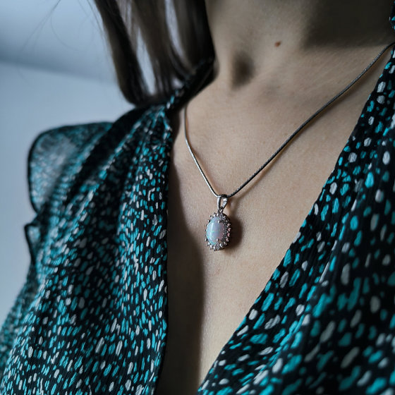 Silver pendant with opal 1.265ct