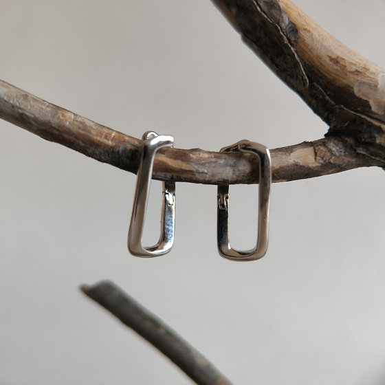 Серебряные серьги без камней