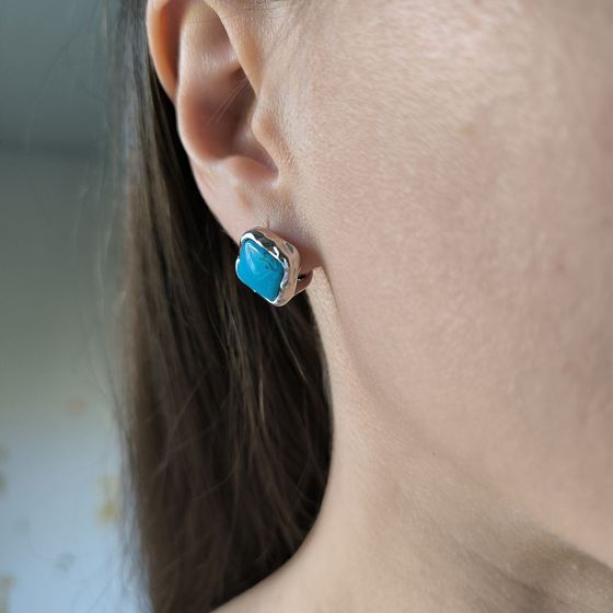 Silver earrings with turquoise