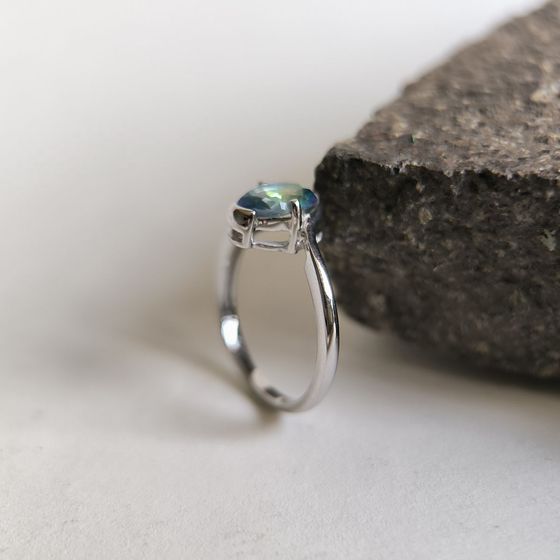 Silver ring with mystic topaz 0.925ct