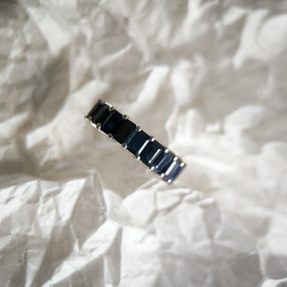 Серебряное кольцо с сапфиром 3.583ct