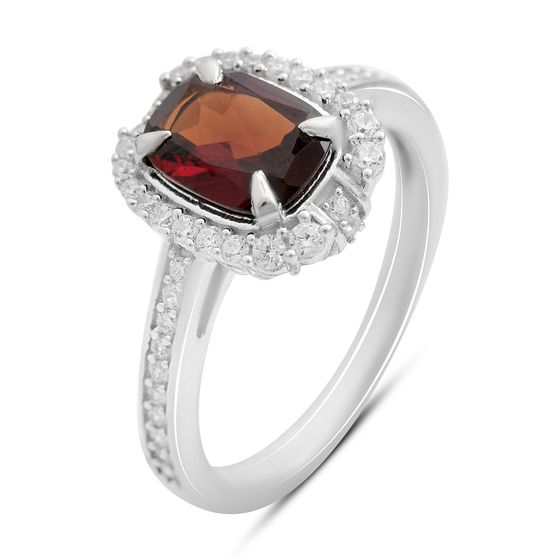 Серебряное кольцо с гранатом 2.139ct