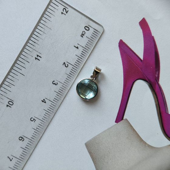 Серебряная подвеска с фианитами