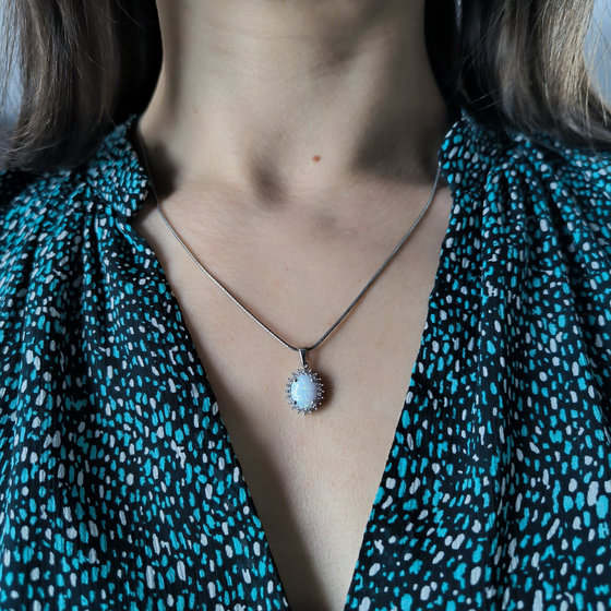Silver pendant with opal 1.265ct