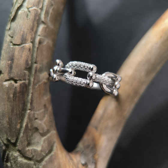 Silver ring with cubic zirconia