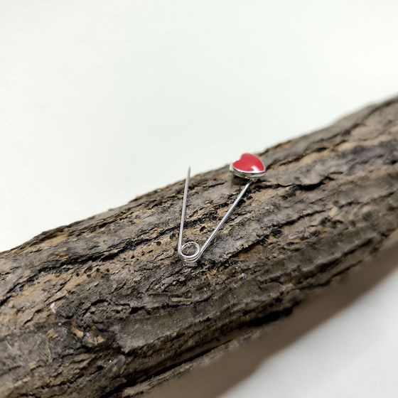 Серебряная подвеска с емаллю