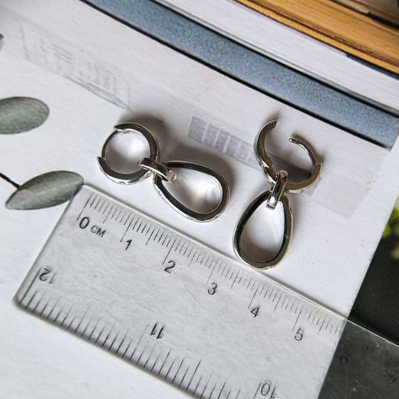 Серебряные серьги с фианитами