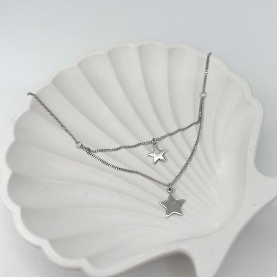 Silver necklace without stones