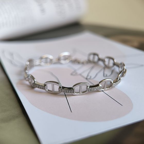 Серебряный браслет с фианитами