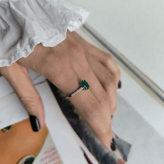 Серебряное кольцо с агатом 1.148ct, фианитами