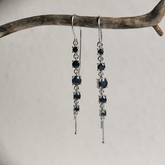 Silver earrings with sapphire 3.285ct
