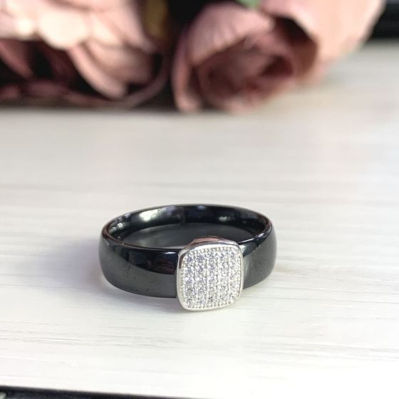 Silver ring with ceramics
