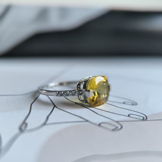 Серебряное кольцо с цитрином nano 2.885ct, фианитами