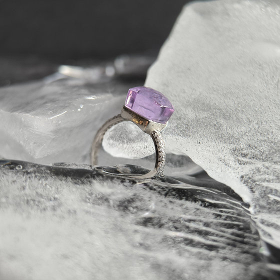 Серебряное кольцо с фианитами