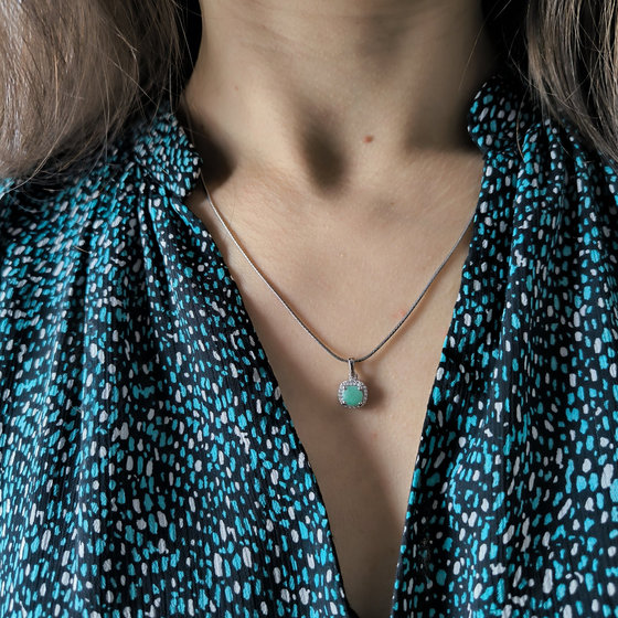 Серебряная подвеска с изумрудом 0.666ct