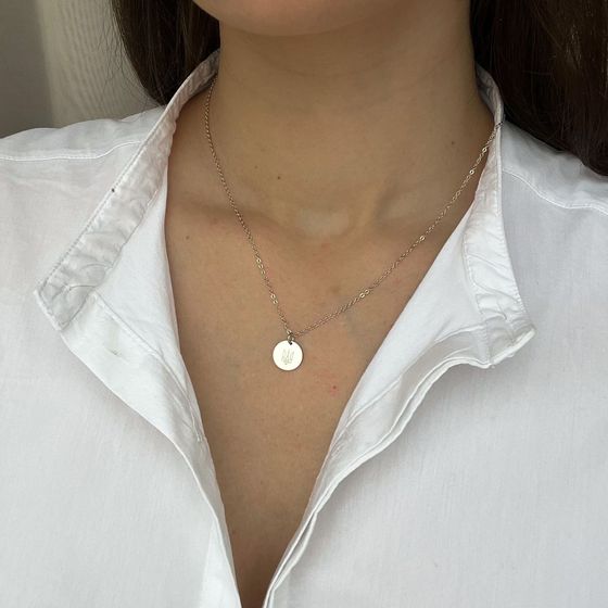 Silver necklace without stones