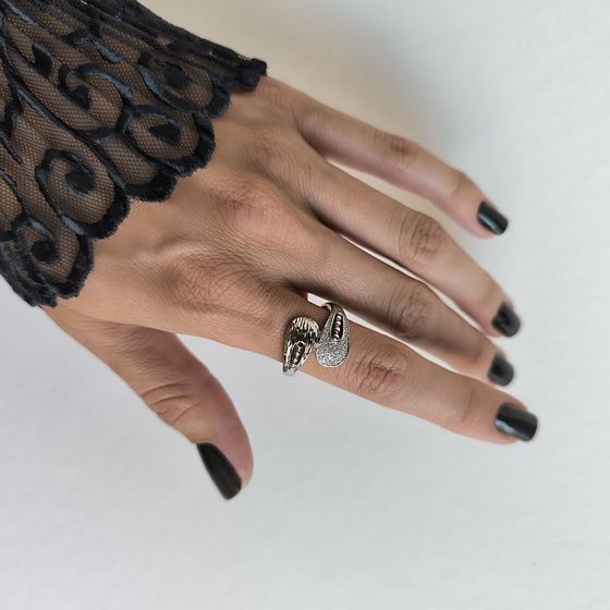 Серебряное кольцо с фианитами