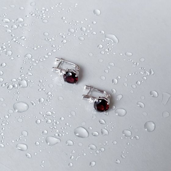 Срібні сережки з гранатом 5.124ct, фіанітами