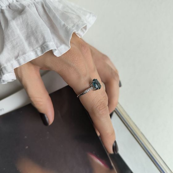 Серебряное кольцо с топазом Лондон Блю