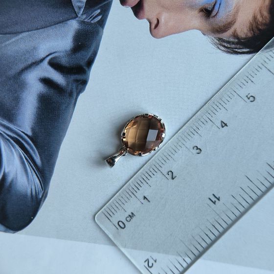 Серебряная подвеска с султанитом