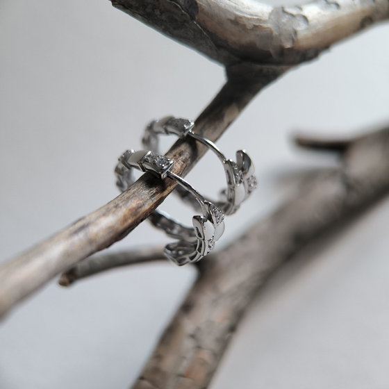 Серебряные серьги с фианитами