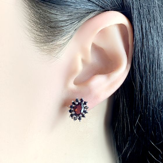 Серебряные серьги с гранатом 2.925ct