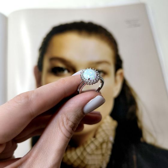 Серебряное кольцо с опалом 1.265ct, фианитами