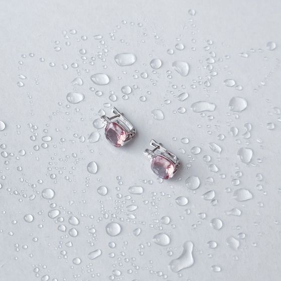 Silver earrings with sultana