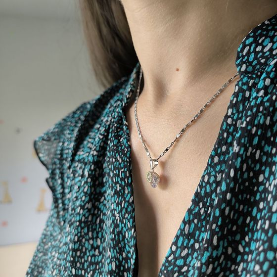 Серебряная подвеска с фианитами