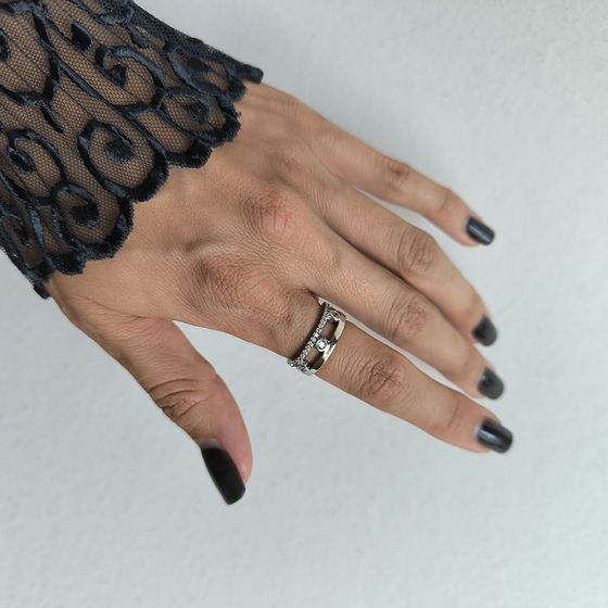 Серебряное кольцо с фианитами