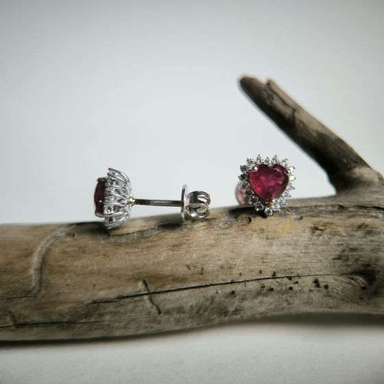 Серебряные серьги с рубином 2.807ct