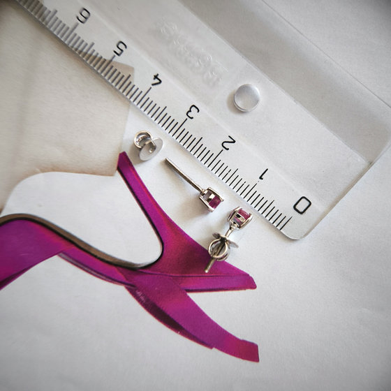 Серебряные серьги с рубином 0.69ct