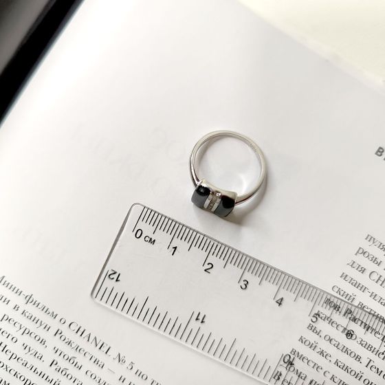 Silver ring with onyx