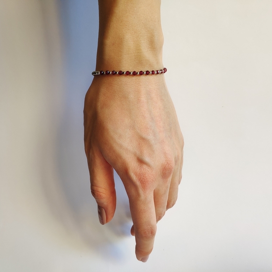 Серебряный браслет с гранатом 13.62ct