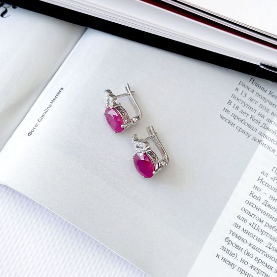 Серебряные серьги с рубином 7.97ct, фианитами