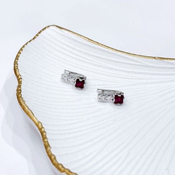Срібні сережки з рубіном 1.76ct