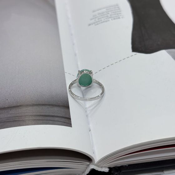 Серебряное кольцо с изумрудом 4.25ct