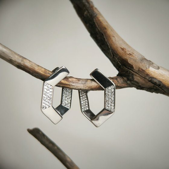 Silver earrings with cubic zirconia
