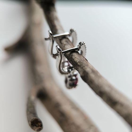 Серебряные серьги с рубином 1.548ct