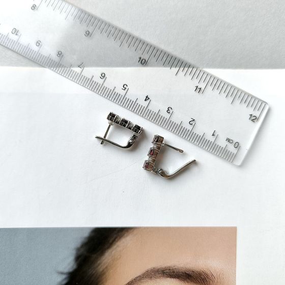 Серебряные серьги с гранатом 2.859ct