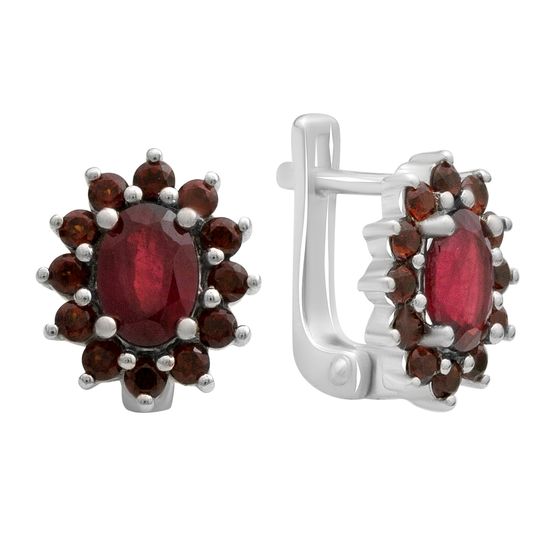 Silver earrings with a 3.225-carat ruby and garnet