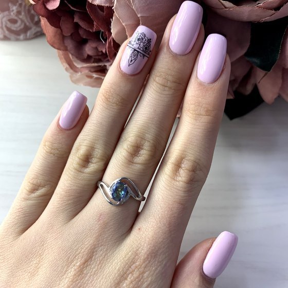 Серебряное кольцо с мистик топазом