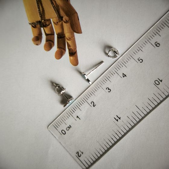 Серебряные серьги с емаллю