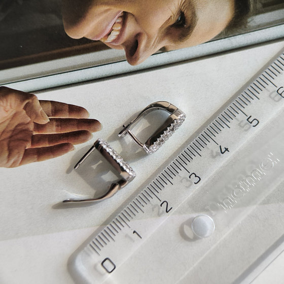 Серебряные серьги с фианитами