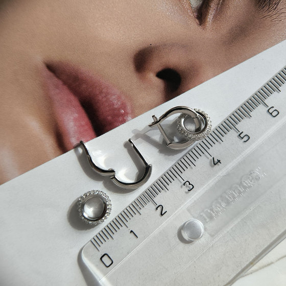 Серебряные серьги с фианитами