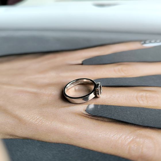 Silver ring with onyx