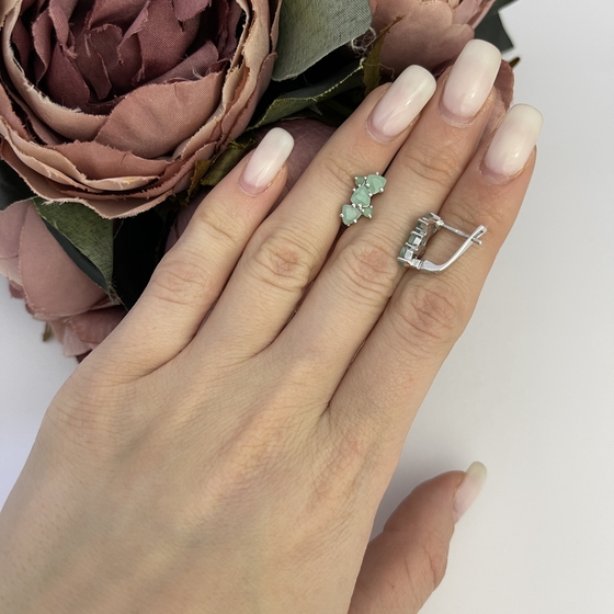 Серебряные серьги с изумрудом 1.28ct