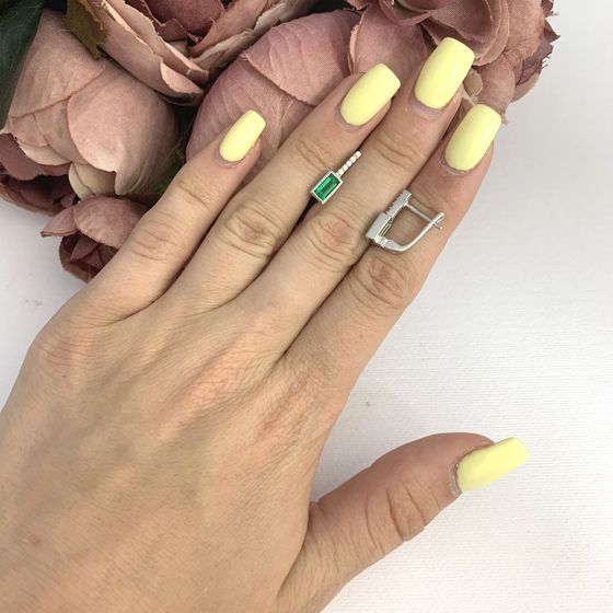 Серебряные серьги с изумрудом nano 0.795ct