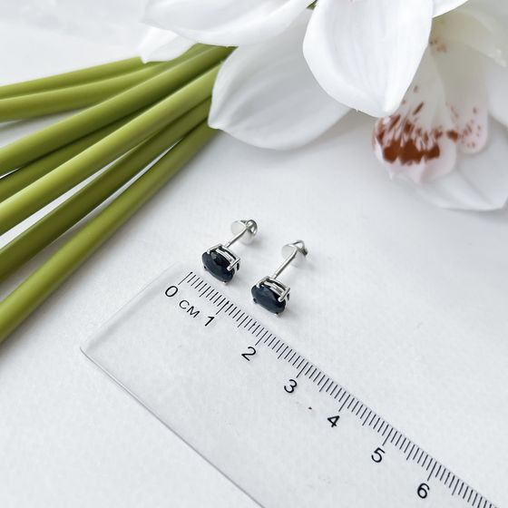 Silver earrings with sapphire 3.192ct