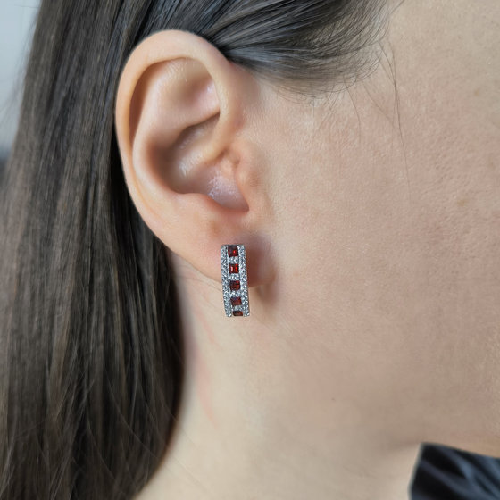 Серебряные серьги с гранатом 1.455ct